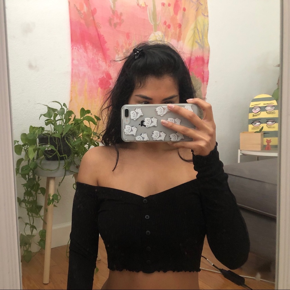 Forever 21 Cold Shoulder Crop top